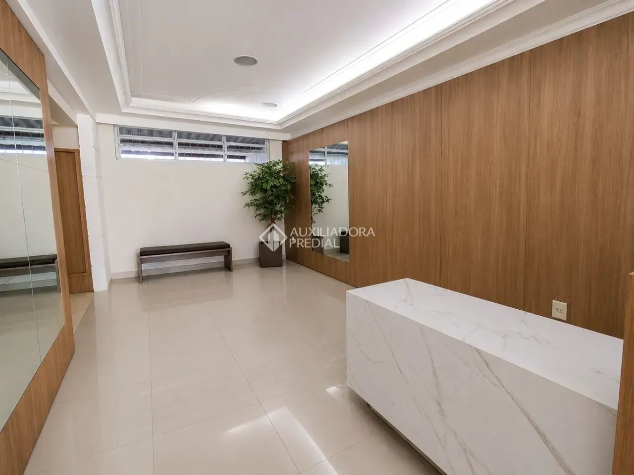 Sala Comercial Nova no Estreito - Próxima à Beira-Mar Continental - Foto 5
