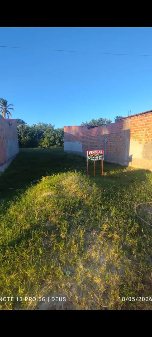 Vende-se terreno no centro do Pontal do Peba! 