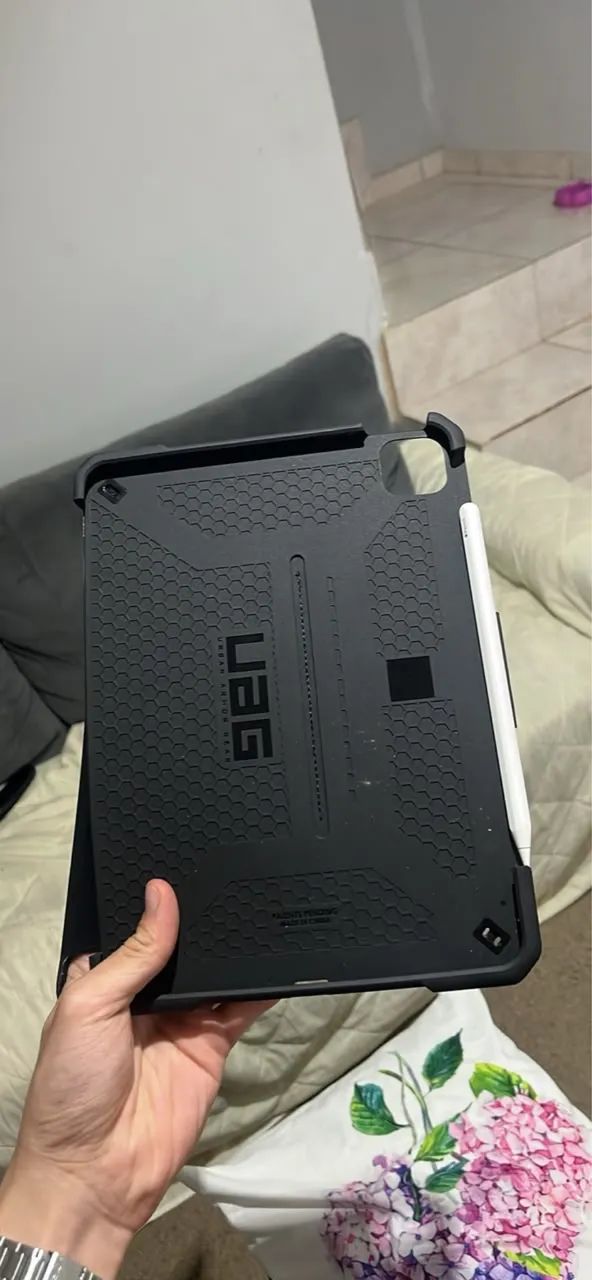 Capa Urban Armor Gear Uag Projetada Para iPad Air  - Foto 2