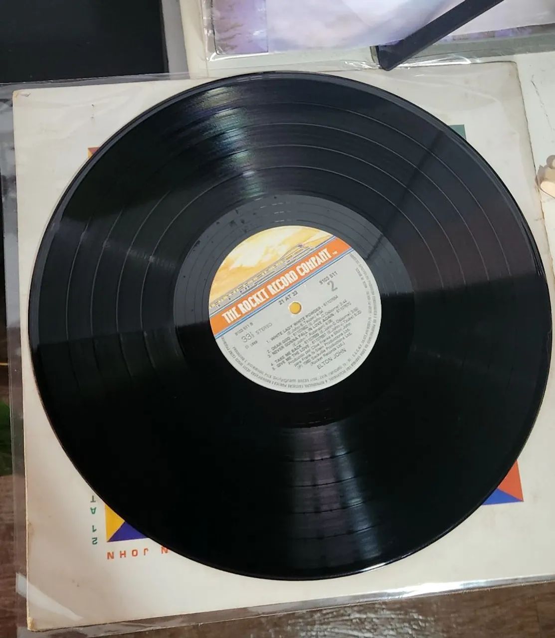 Disco vinil ELTON JOHN "21 AT 33" lp - Foto 3