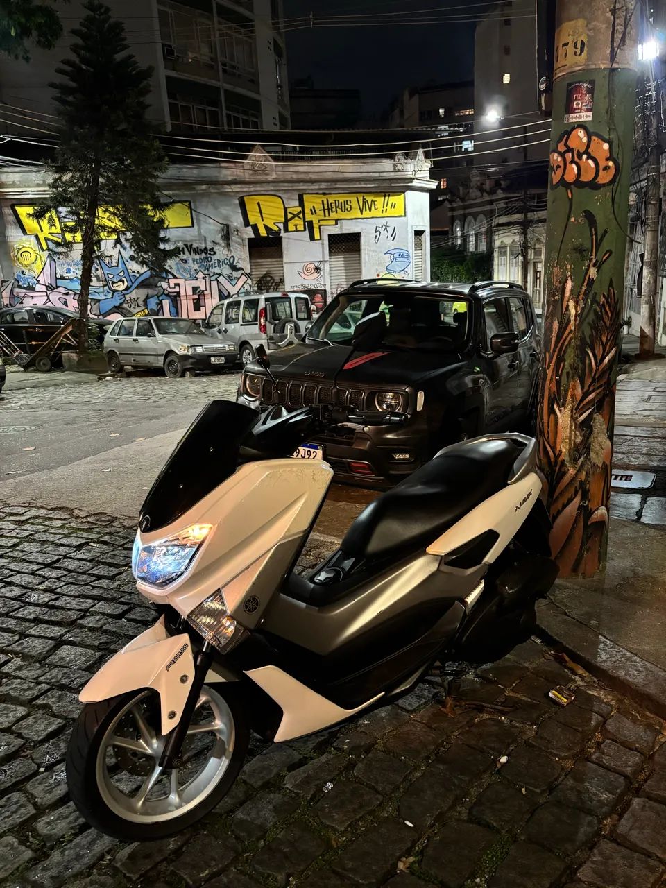 NMAX  - Foto 2