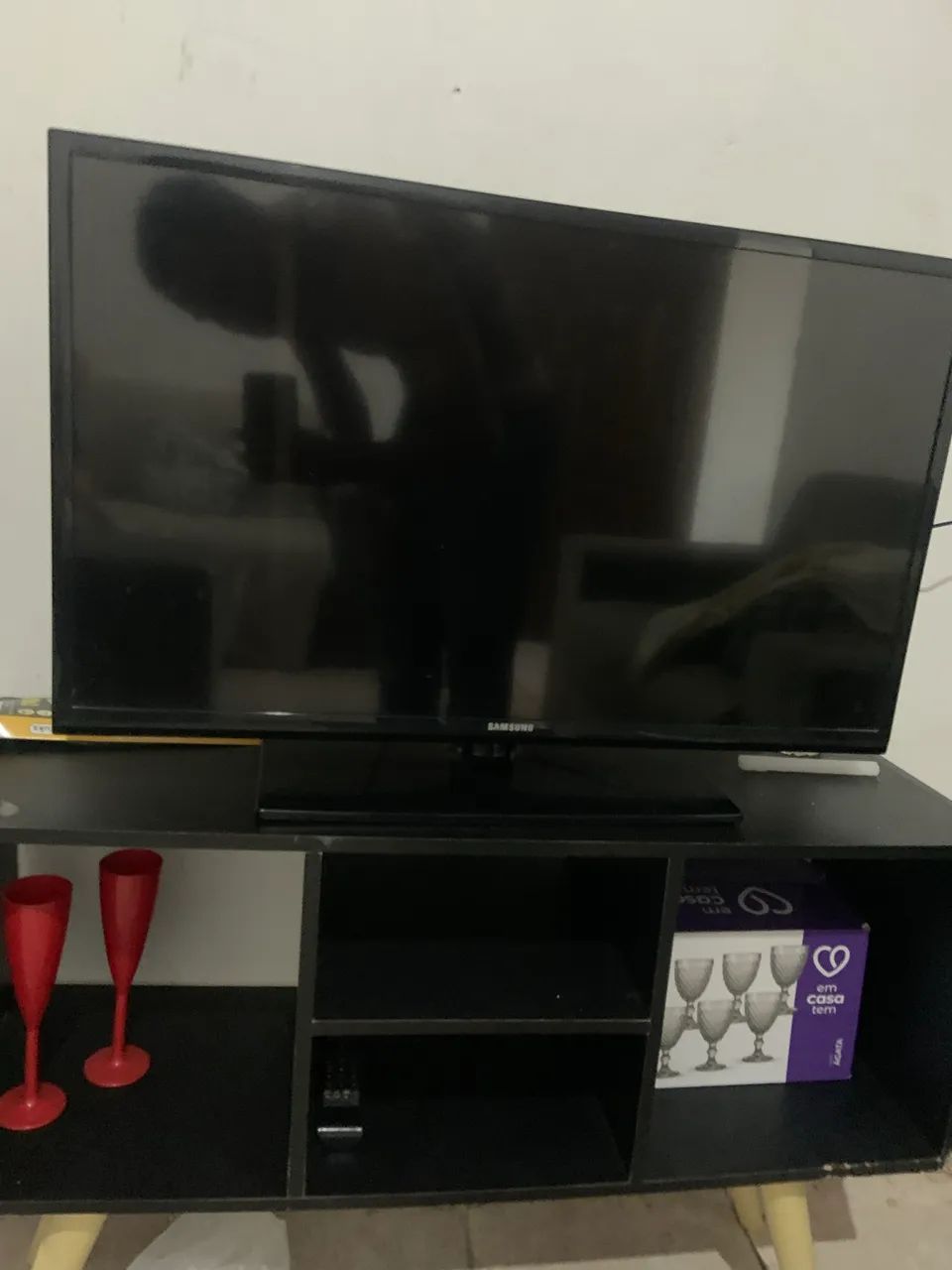 Vendo está smart TV de 32? polegadas, precisa trocar a placa,