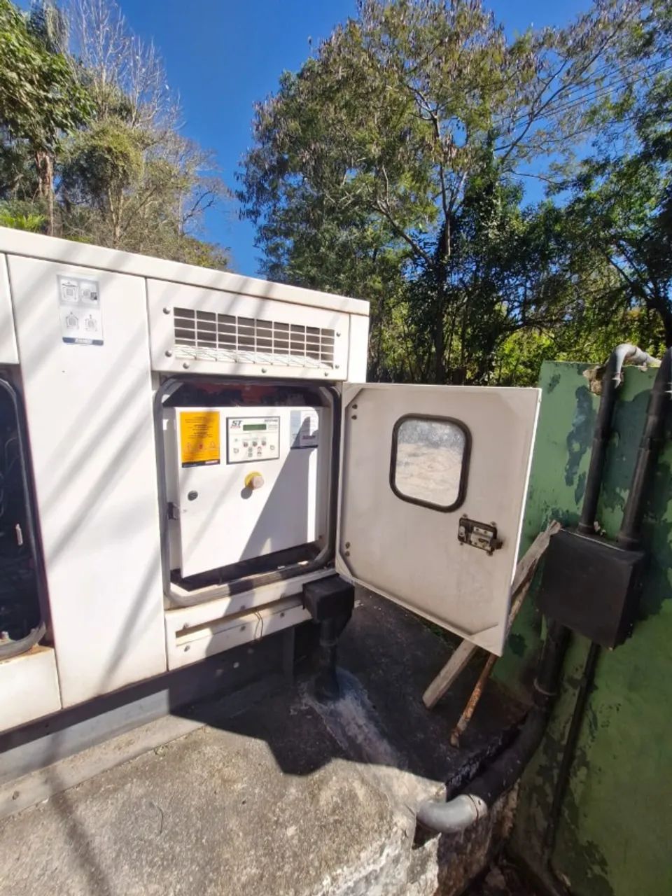 Gerador a Diesel Stemac 33Kva usado - pouco uso - Foto 2