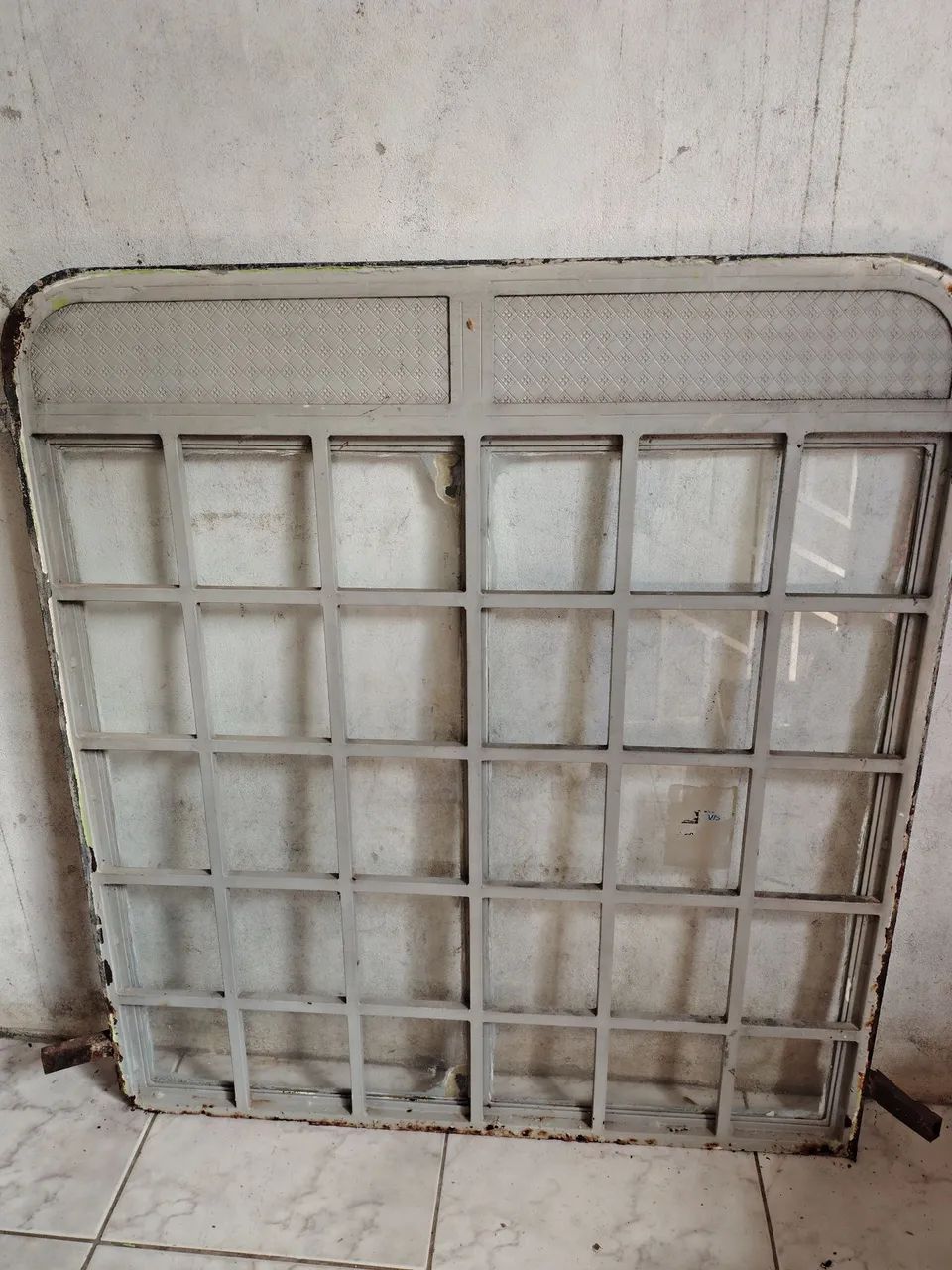 Vende-se Pia e Janelas  - Foto 3