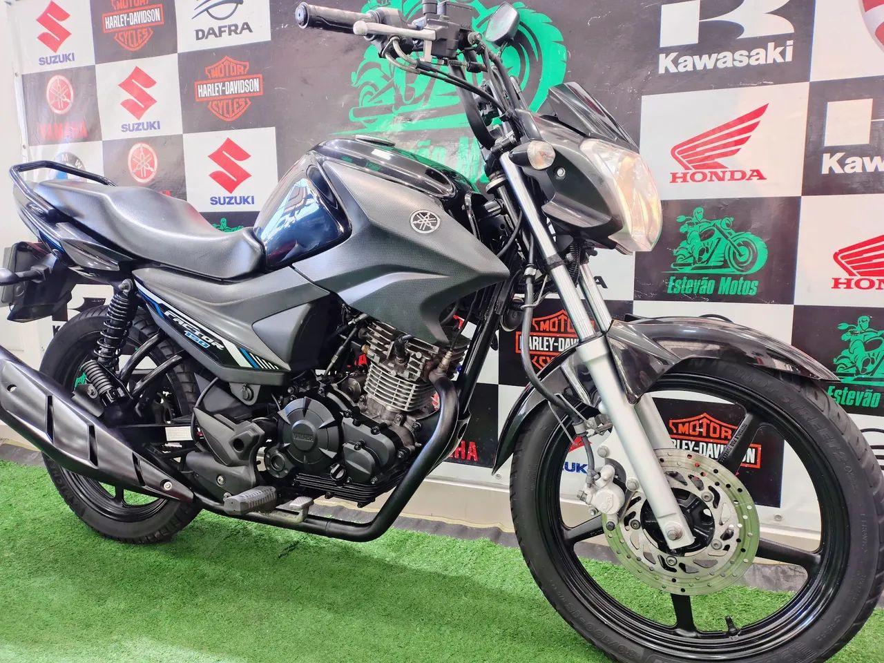 FACTOR 150 ED 2023 PRETA IMPECÁVEL  - Foto 3