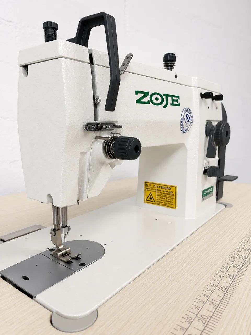 Máquina Zig zag semi-industrial 9 mm - ZOJE - GF Máquinas