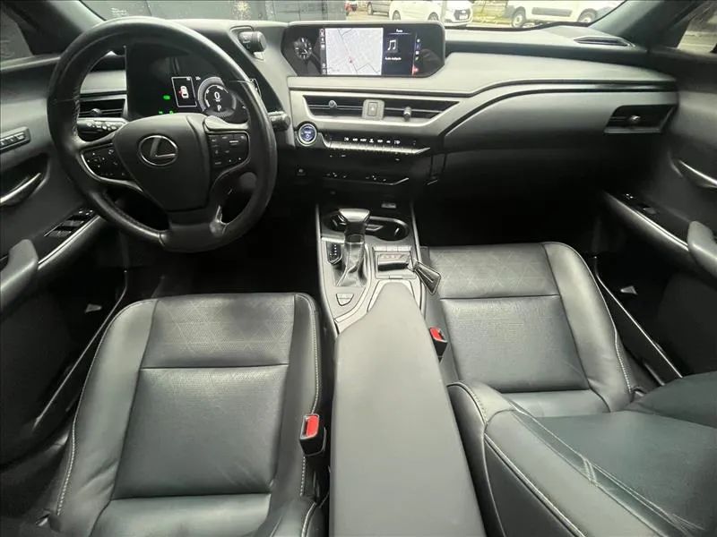 Lexus UX-250h Luxury 2.0 16V Aut.(hybrid), foto 7 de 13