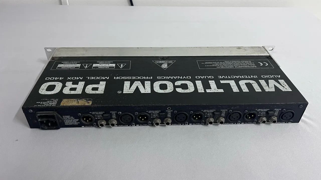 Processador de Áudio Behringer Multicom Pro MDX4400 - Foto 4