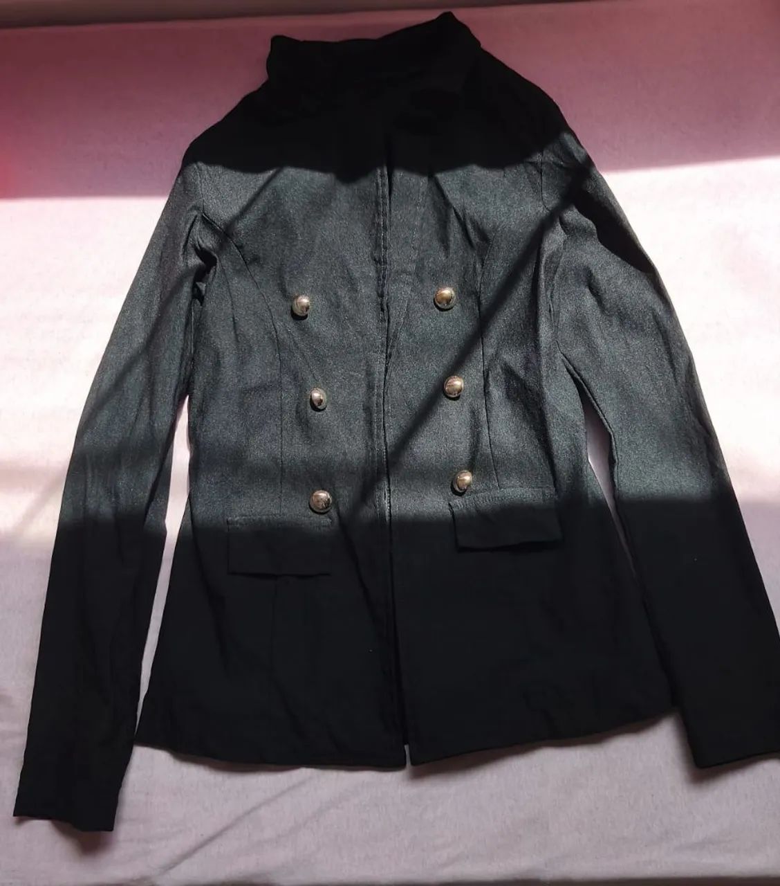 Lote de roupas seminovas - Foto 4