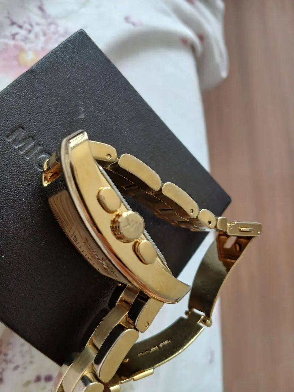 Relógio Mk 5436 dourado - Foto 5