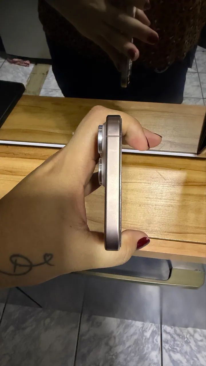 iPhone 16 pro max 512gb  - Foto 3