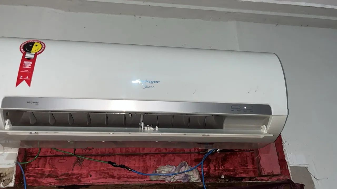 Vendo central de ar em boas condições 