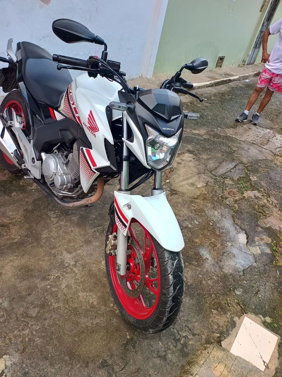Moto muito conservada, status de nova - Foto 3