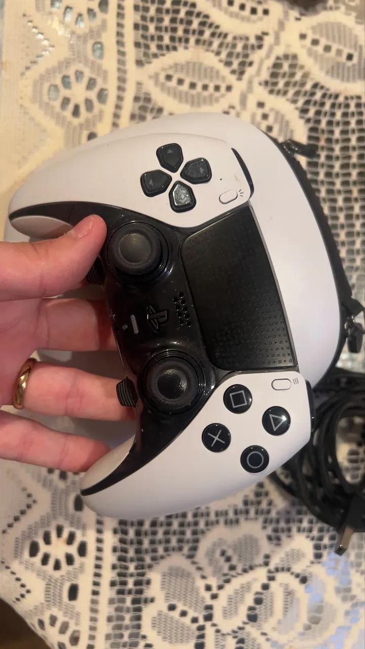 Controle PS5 edge com menos de 1 ano de uso - Foto 4