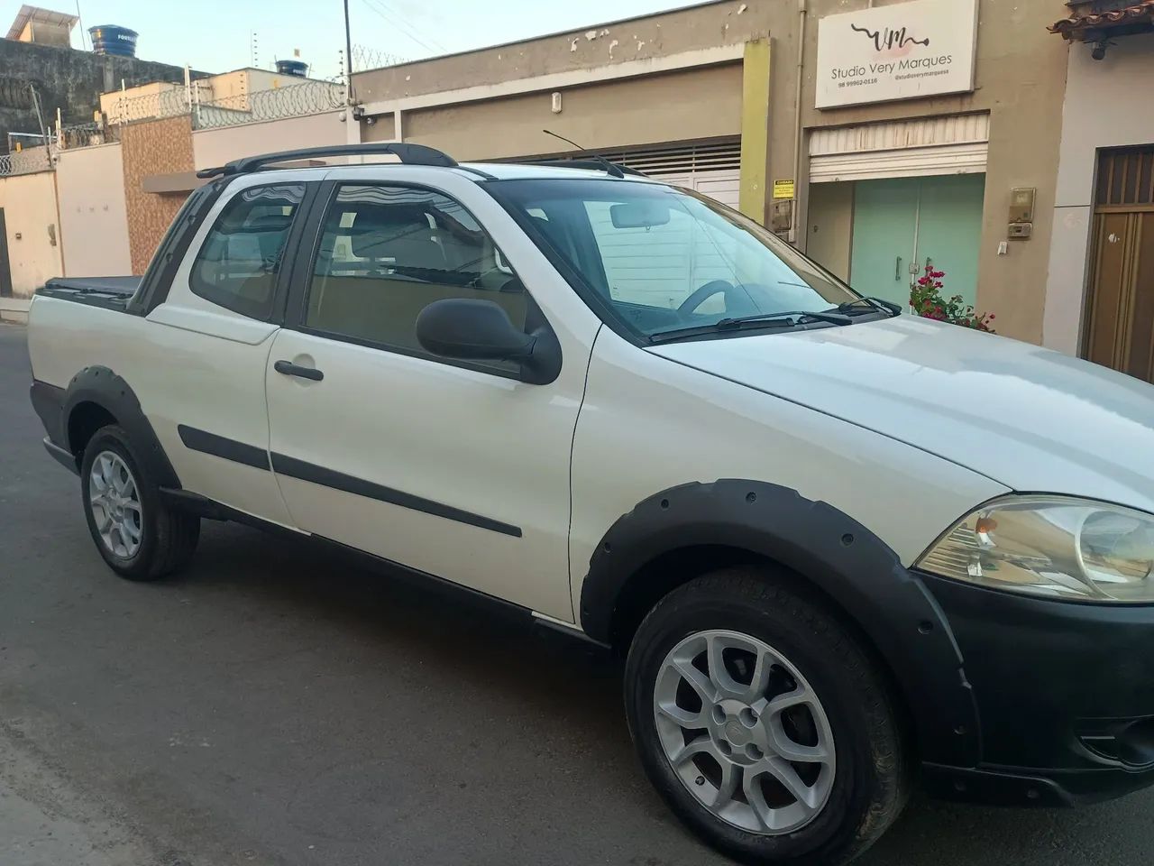 Fiat Strada Working Celeb.1.4 Fire Flex 8V CD 2013 - Foto 2