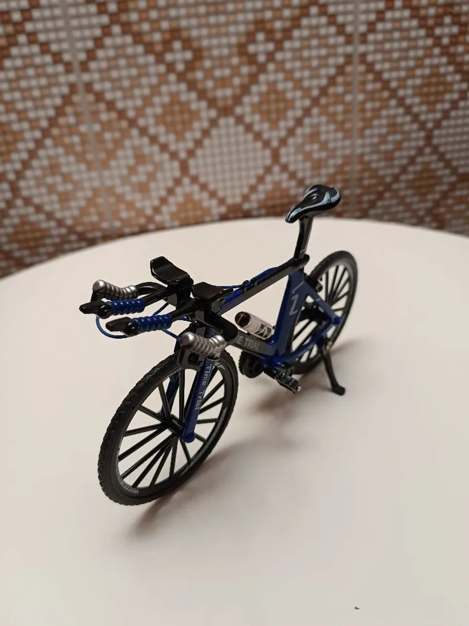 Decoração Bicicleta Time Trial Articulada Azul Escuro - Foto 3