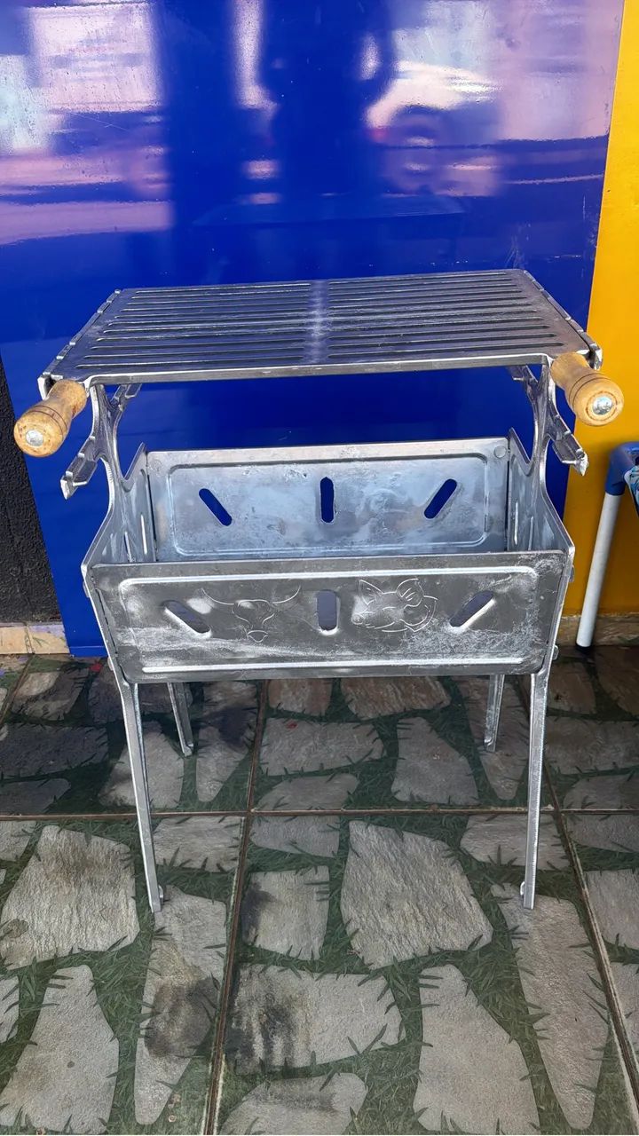 CHURRASQUEIRA DE ALUMINIO DESMONTÁVEL  - Foto 3