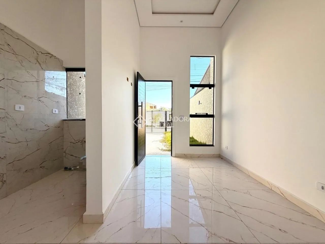 Casa térrea com suíte no Bairro Sítio Cercado - Foto 5