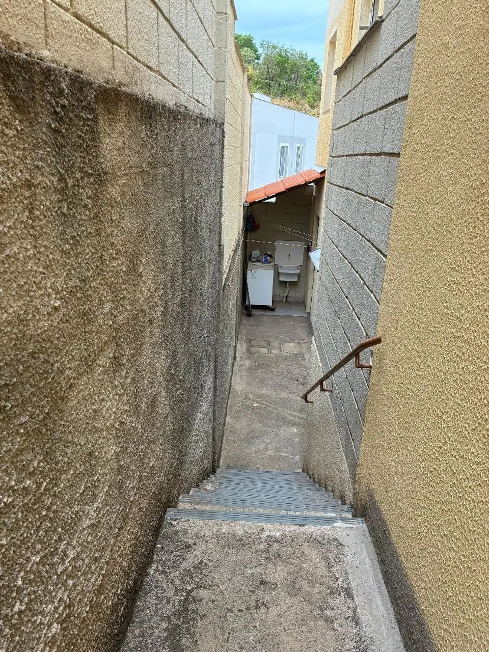 Aluga-se casa em Ibirité - Foto 3