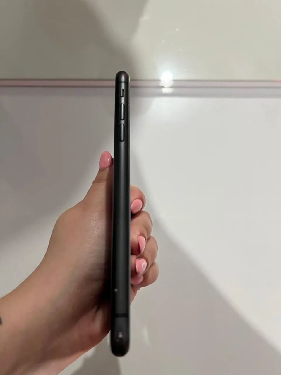 iPhone 11 Preto/ 64GB - Foto 2