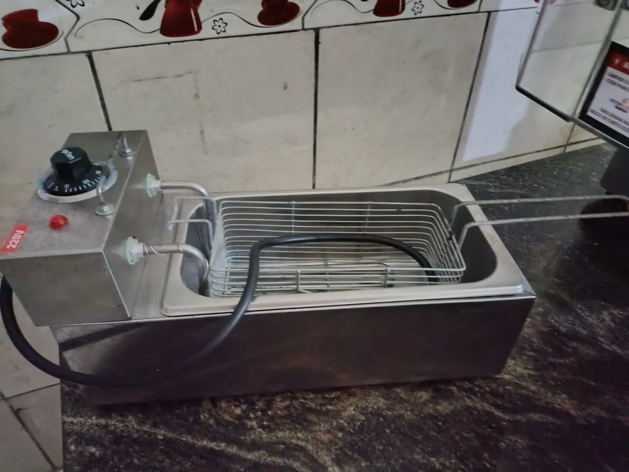 Vende-se máquina de salgados e outros - Foto 5