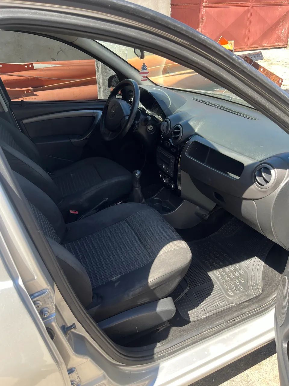 Renault Sandero Expression Hi-flex 1.6 8V 5P 2013 - Foto 4