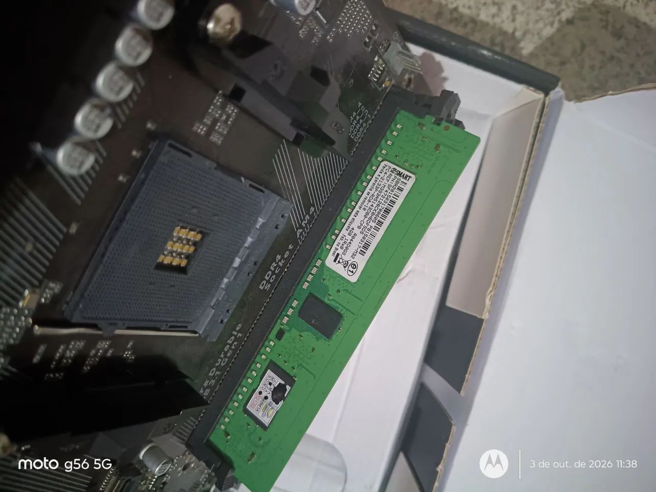 Placa mãe AM4 PRA PEÇAS+ 4GB DDR4 - Foto 3
