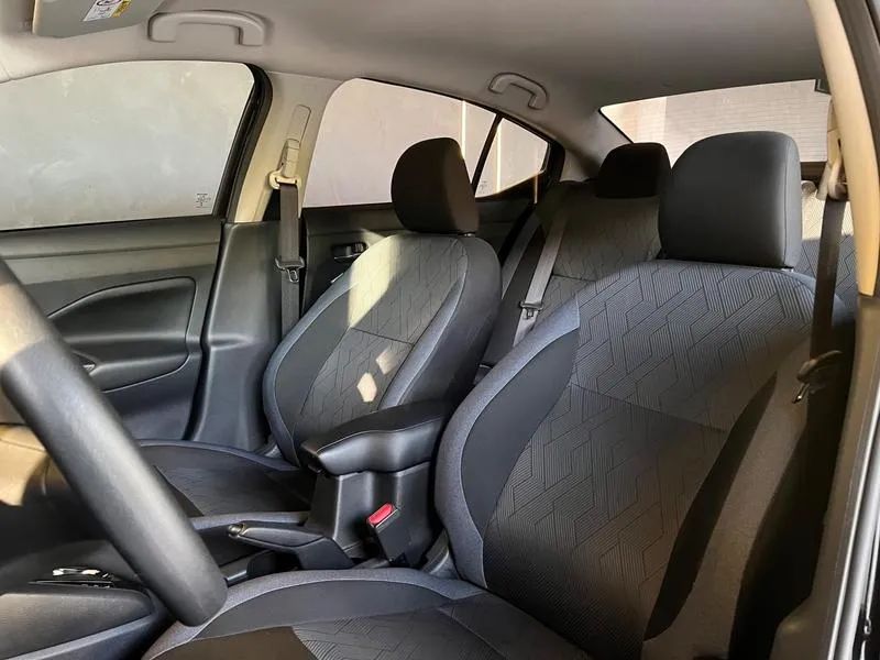 Nissan Versa 1.0 12V FlexStart 4p Mec., foto 9 de 12