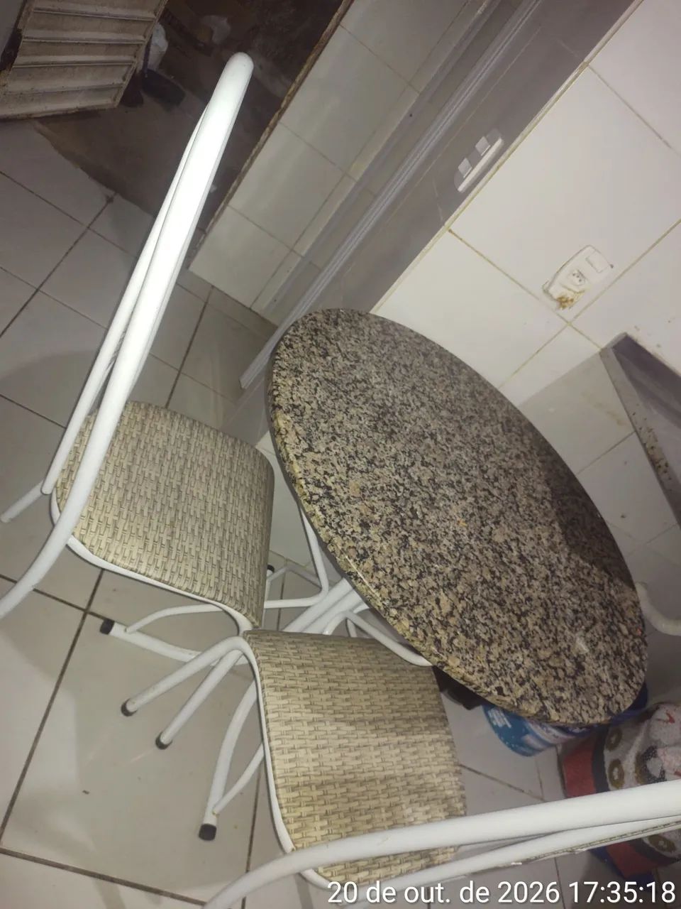 Mesa de mármore 
