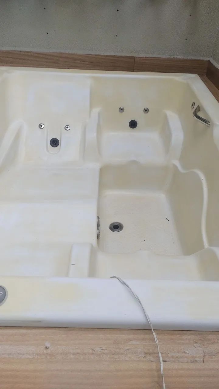 Pintura de banheiras e SPA de hidromassagem  - Foto 2
