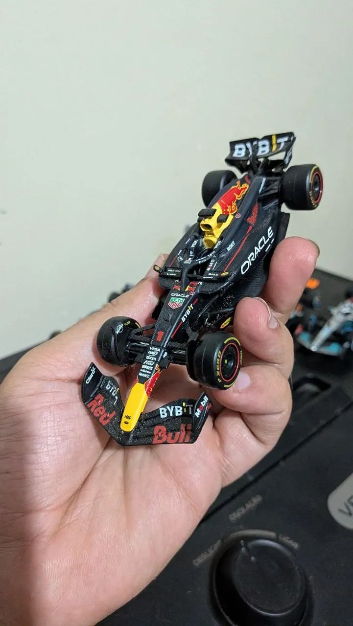 8 miniaturas de carros de Fórmula 1 (1/43) - Foto 3