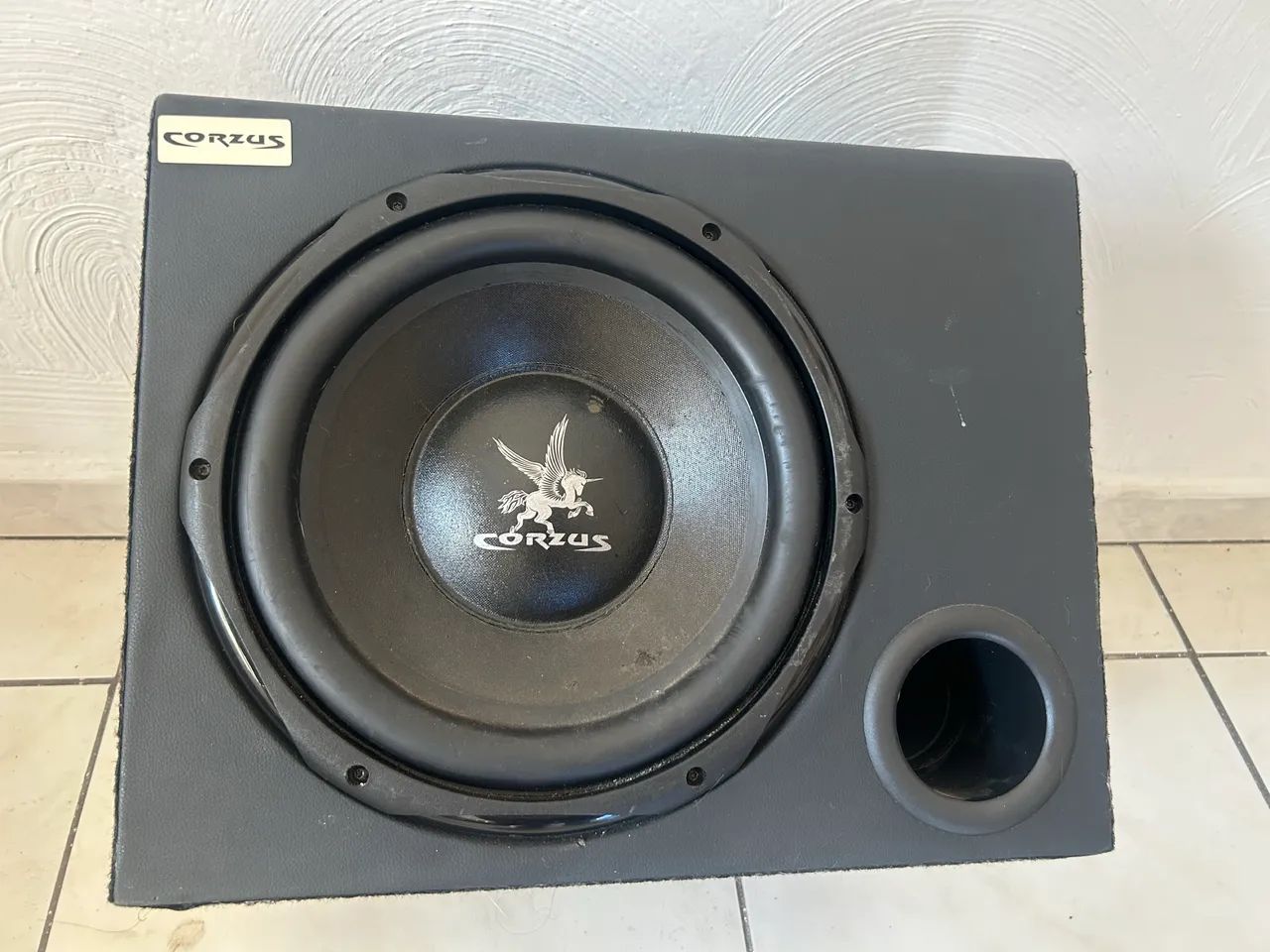 Caixa de som de carro