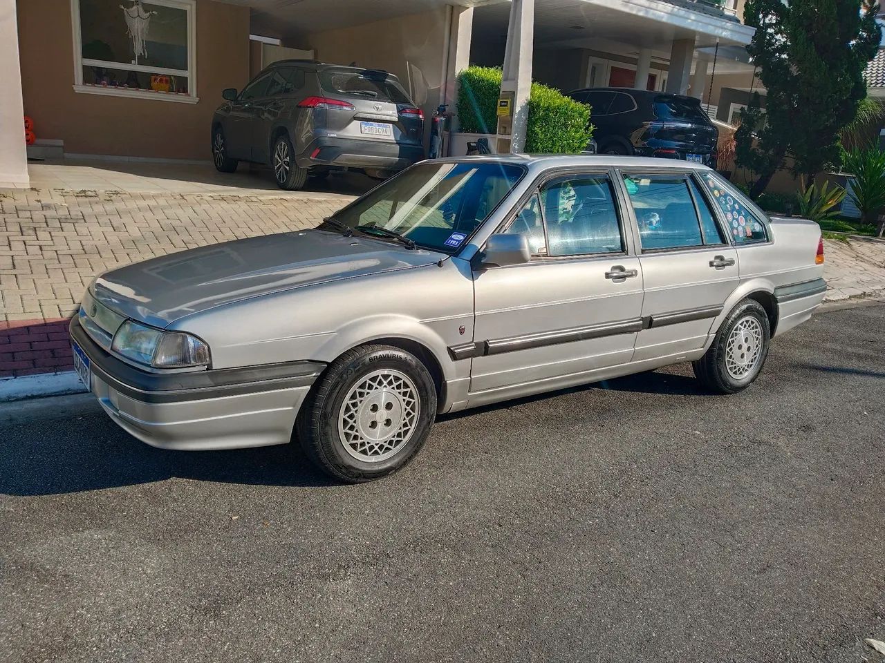 Ford Versailles GHIA 2.0I / 2.0 2P E 4P 1993