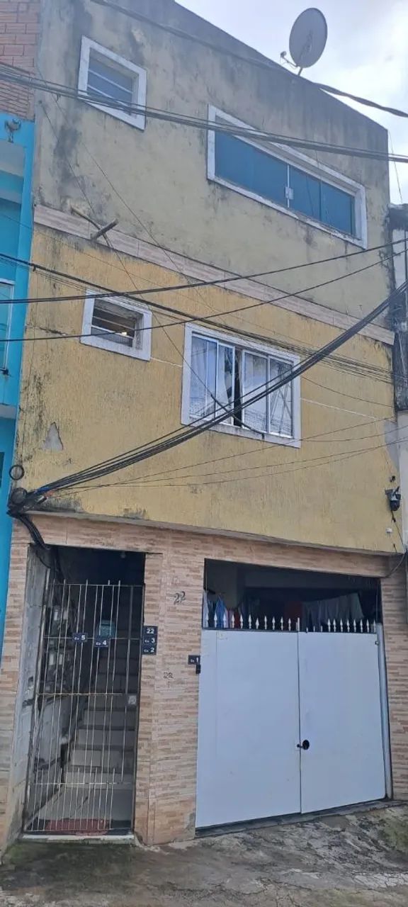 Vendo um sobrado com 3 casa 