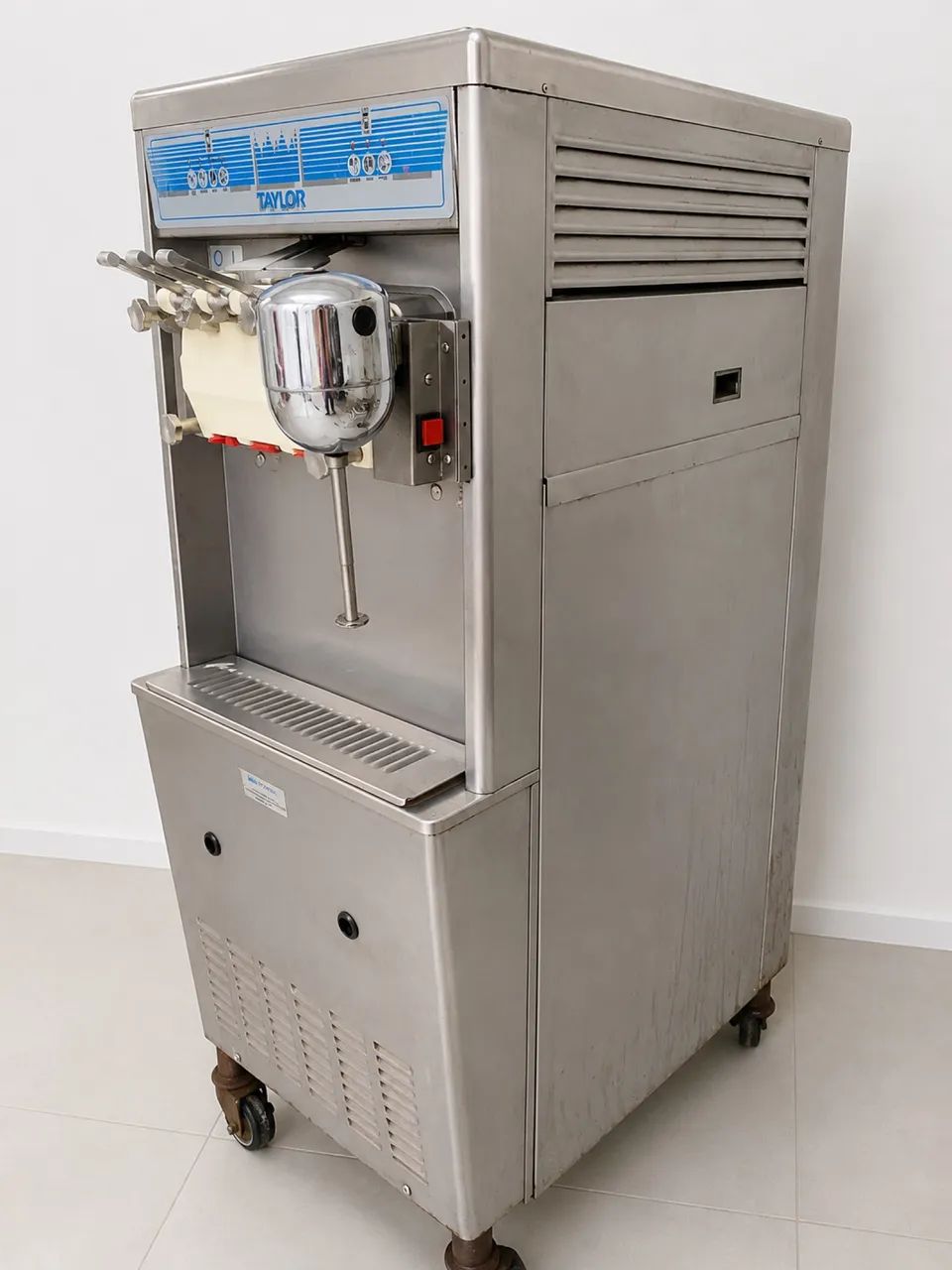 Máquina de sorvete Taylor 336 - Foto 2