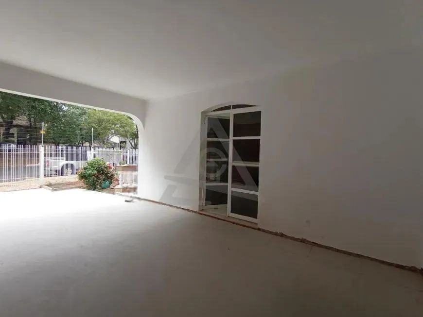 Casa para alugar em Campinas, Jardim Proença, com 4 quartos, com 244 m² - Foto 2