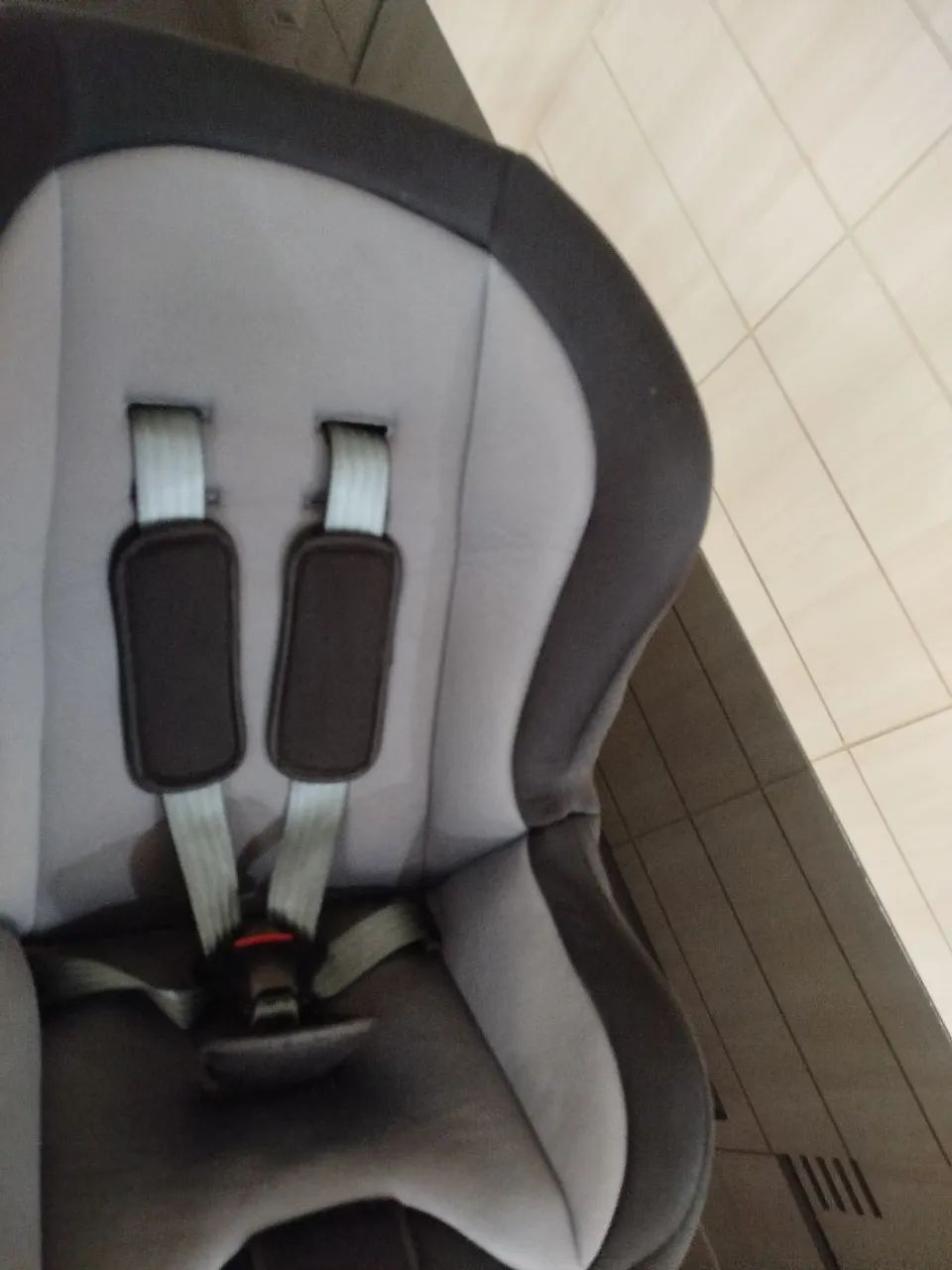 Vendo cadeira para criança. - Foto 2