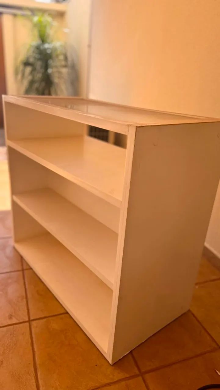 Vende se comoda de loja para colocar bonés e etc  - Foto 3