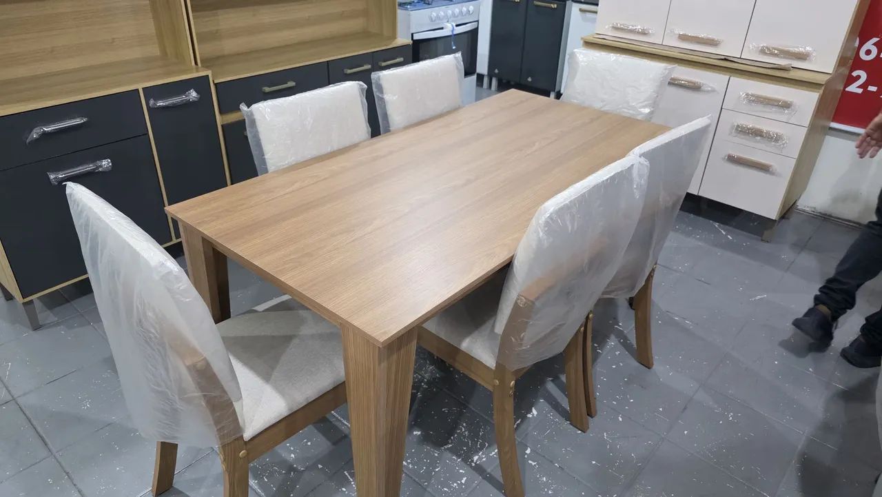 MESA MDP COM 6 CADEIRAS NOVA - Foto 2