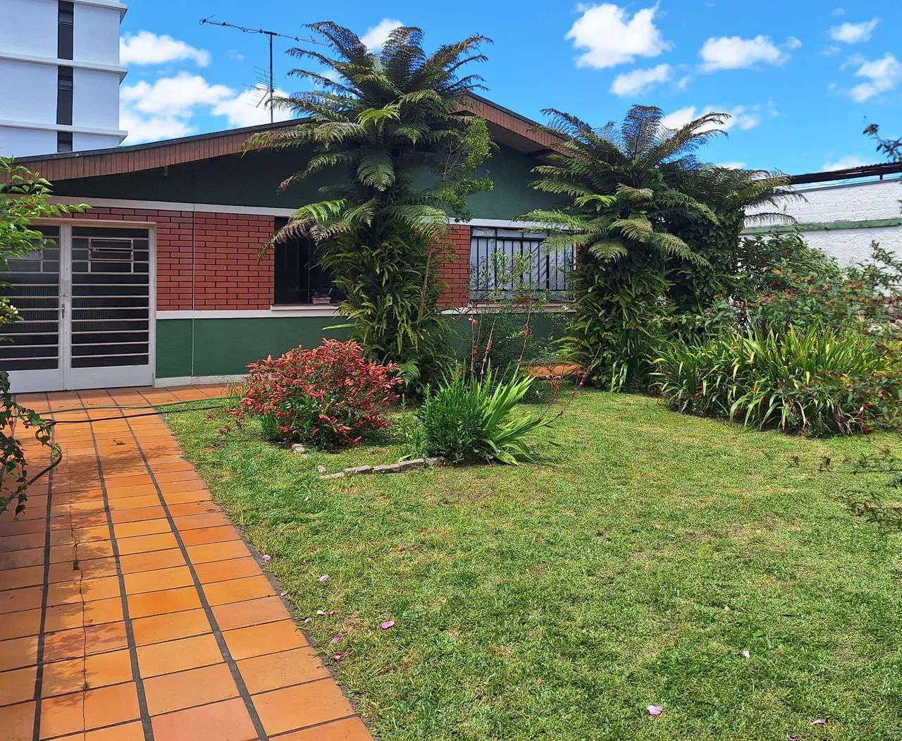 Casa comercial/residencial 