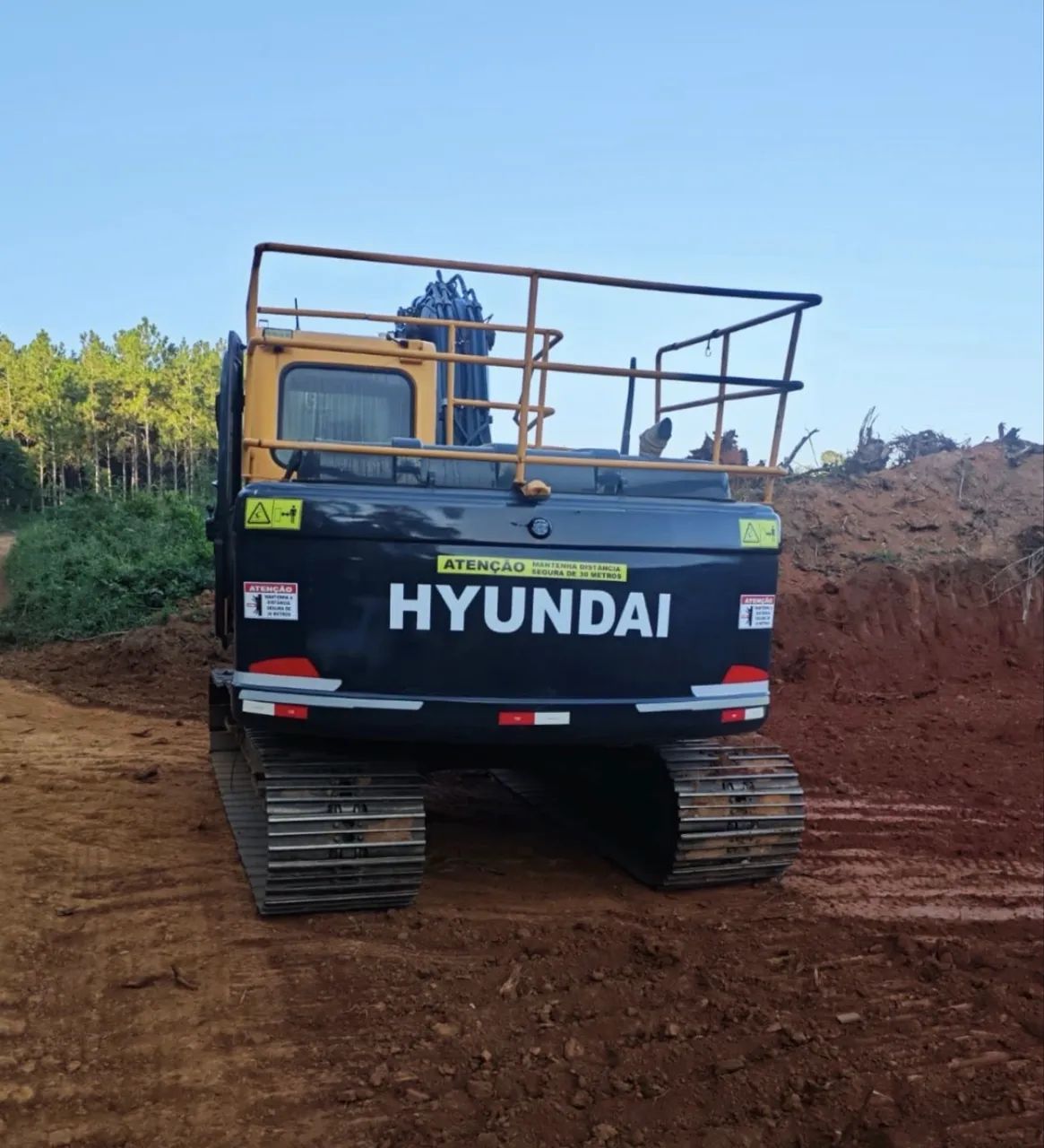 Escavadeira Hyundai 150 LC-9 ano 2023 com 7.000 horase mecânica em ótimo estado, em SP - Foto 2