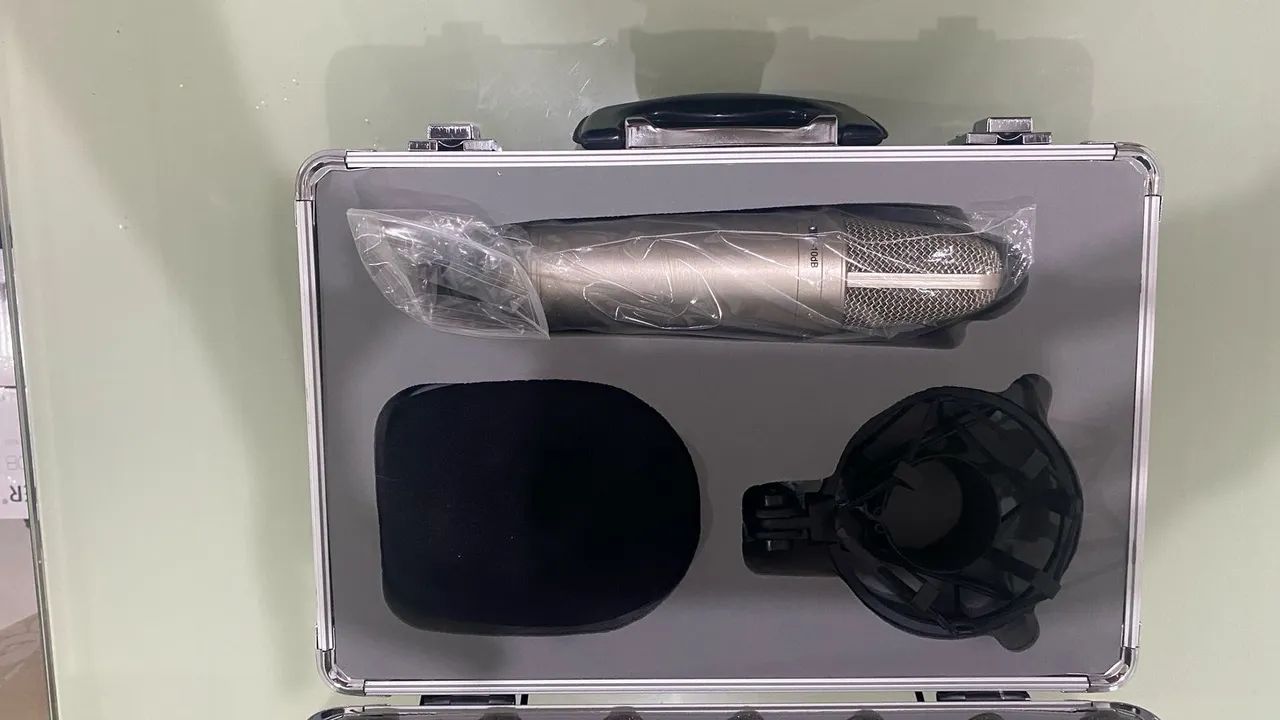 Microfone condensador de estúdio profissional Behringer B-2 PRO  - Foto 5