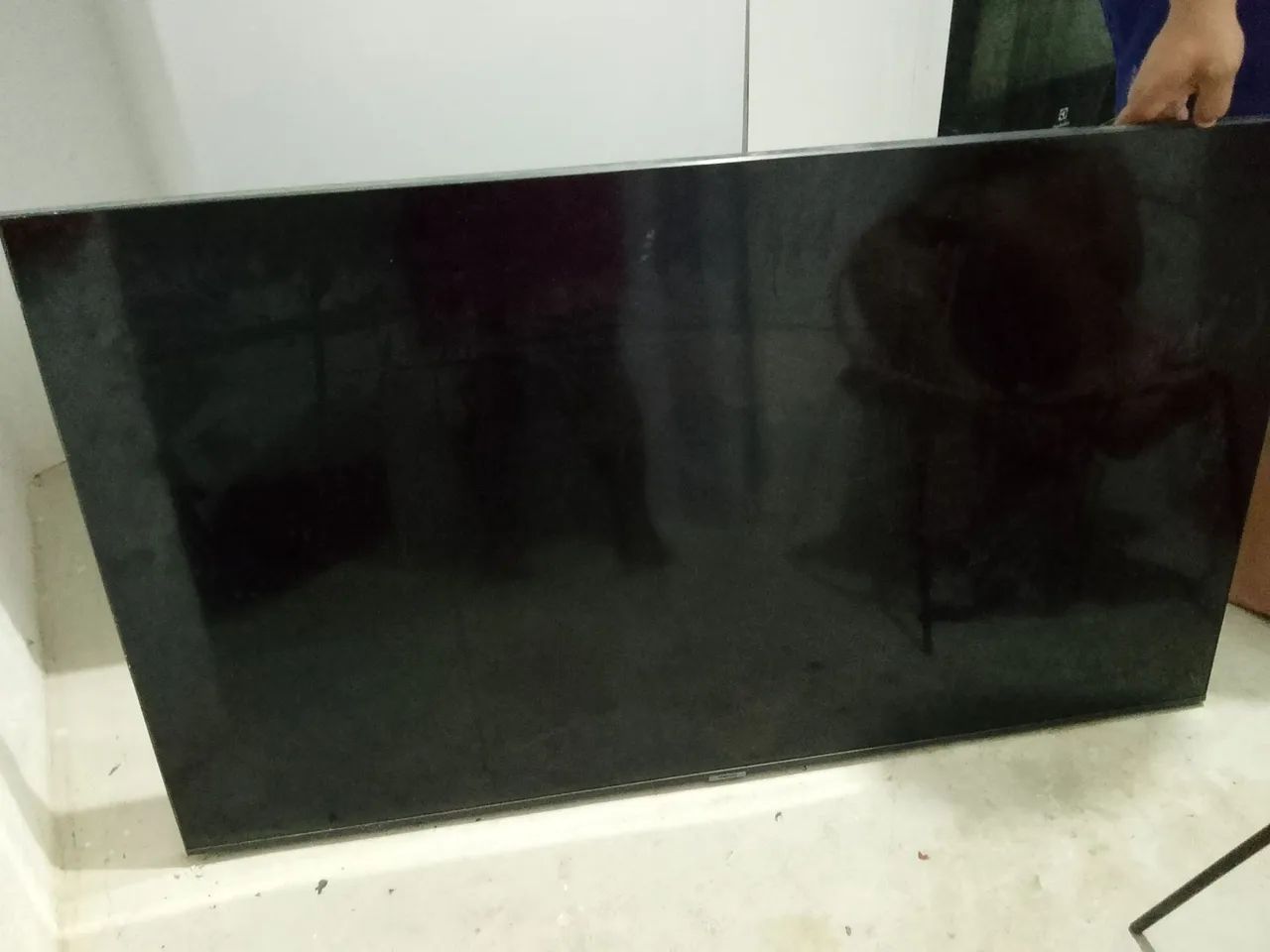 Televisão de 55 polegadas smart  apenas para retirada de peças 