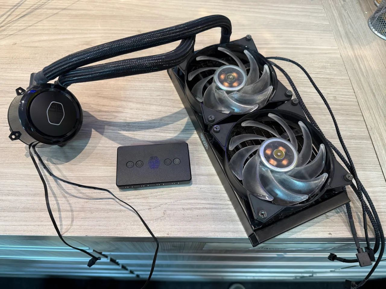 Water Cooler CoolerMaster Masterliquid 240mm