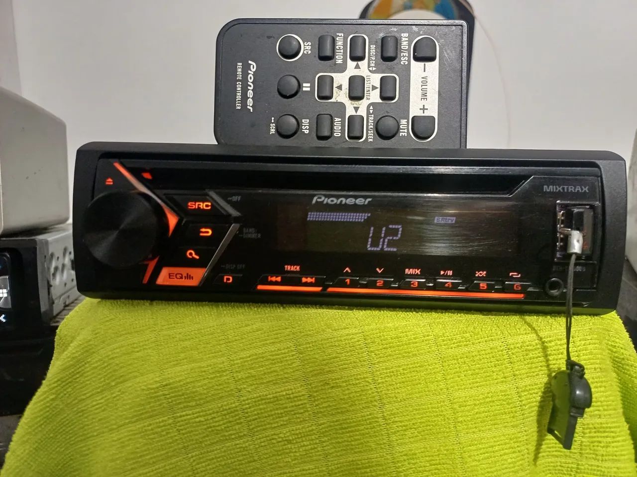 Pioneer  Deh S1080UB ( COM BLUETOOTH NO AUXILIAR) - Foto 2