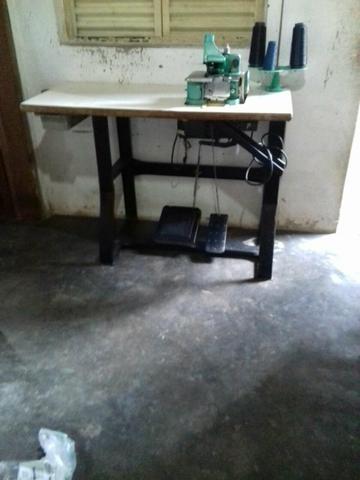 Máquina de costura
