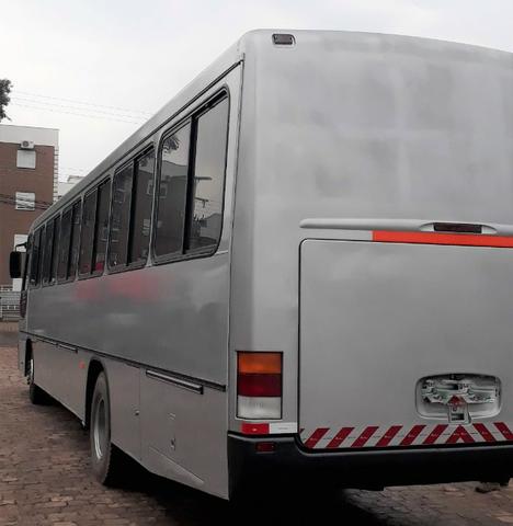 Onibus- Vw Comil Versatile- 42 pass. ano 98 - Foto 4