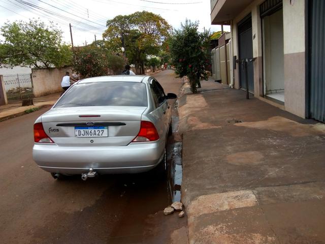 Vende-se Focus 2003 (aceita-se troca) - Foto 4