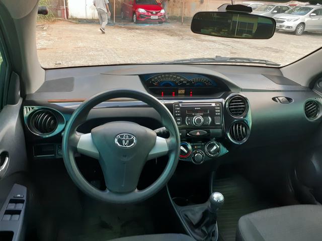 Etios X 1.4 2014 - Foto 4