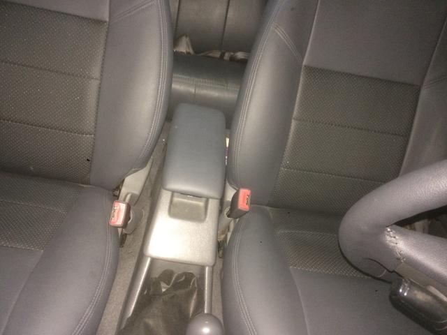 Toyota Hilux 4X2 3.0 2005 - Foto 12